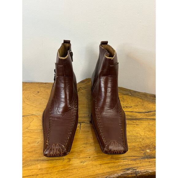 Delli Aldo Square Toe Size 8 Cognac Brown Zip Embroidered Country Boots - Picture 4 of 6